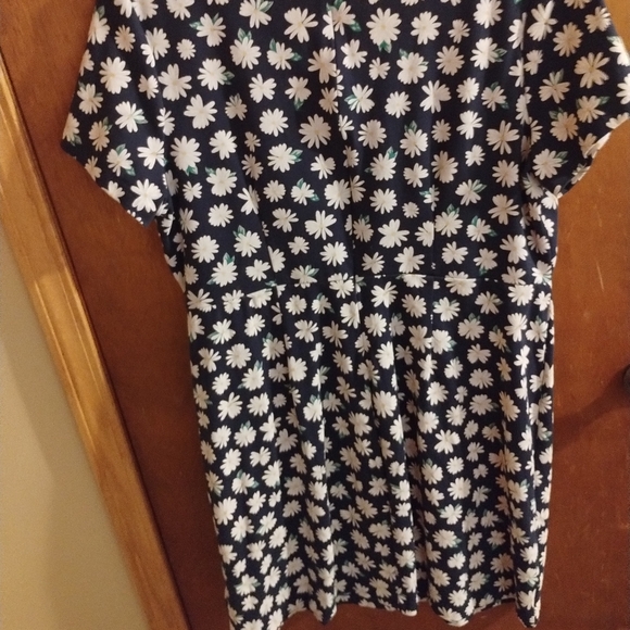 XXL PLUS 18 20 SUNFLOWERS NAVY MIDI KNIT DRESS 1X 2X OLD NAVY - Picture 2 of 4